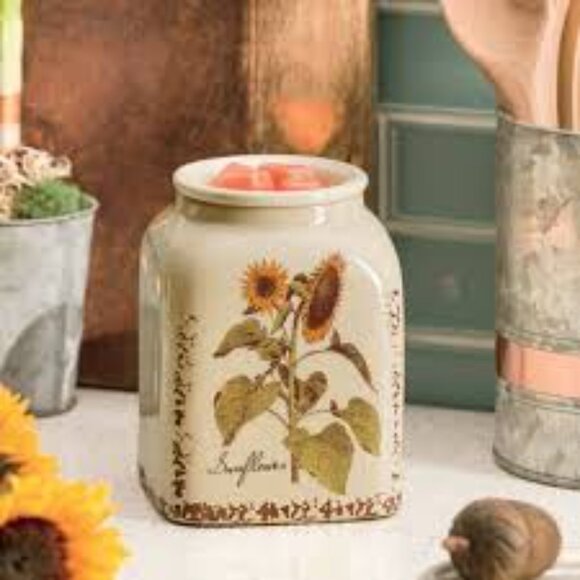 Scentsy Rustic Sunflower Warmer with FREE wax bar - Picture 2 of 6